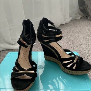 💖NWOT Isola Black Suede Leather Upper Sandals size 7 M NEW
